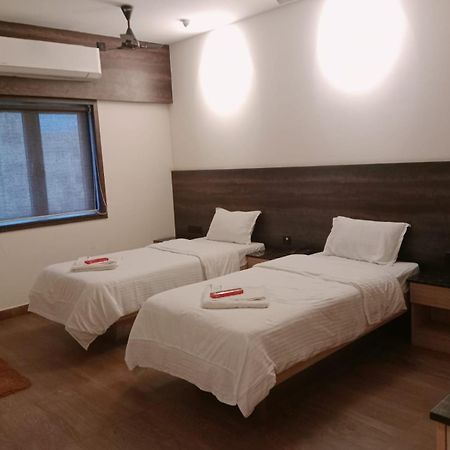 Ant Biz Rooms Near Chennai Trade Centre Eksteriør billede